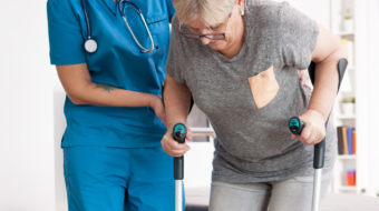 yasli-bakim-personeli